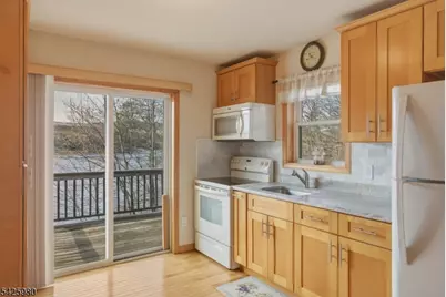 14 E Shore Dr, Hampton Township, NJ 07860 - Photo 32