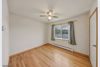 14 E Shore Dr, Hampton Township, NJ 07860 - Photo 36