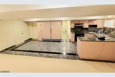 307 Center St, Englewood, NJ 07632 - Photo 28