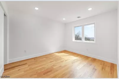 270 Lafayette Ave #2, Lyndhurst Township, NJ 07071 - Photo 10