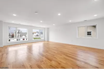 270 Lafayette Ave #2, Lyndhurst Township, NJ 07071 - Photo 24