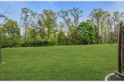 27 Manor Dr, Hillsborough Township, NJ 08844 - Photo 30