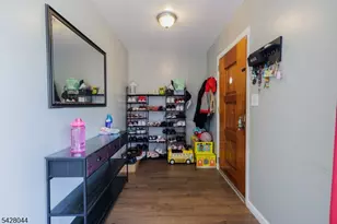 627 Van Buren Ave, Linden, NJ 07036 - Photo 8