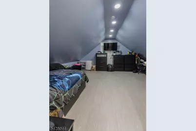 627 Van Buren Ave, Linden, NJ 07036 - Photo 22