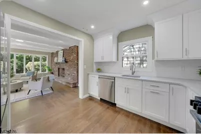 46 Chestnut Hill Pl, Glen Ridge, NJ 07028 - Photo 10