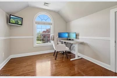 1 Jordan Ct, Washington Township, NJ 07853 - Photo 36