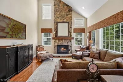 1 Jordan Ct, Washington Township, NJ 07853 - Photo 16