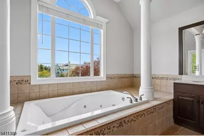 1 Jordan Ct, Washington Township, NJ 07853 - Photo 30