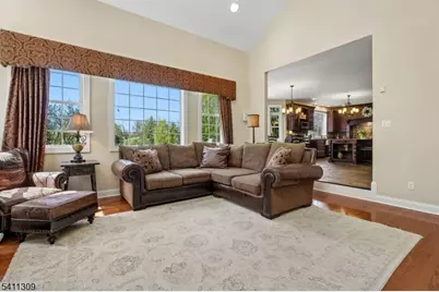 1 Jordan Ct, Washington Township, NJ 07853 - Photo 18