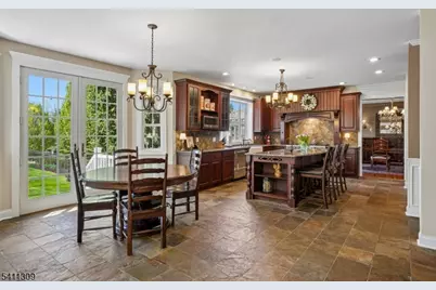 1 Jordan Ct, Washington Township, NJ 07853 - Photo 8