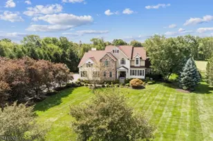 1 Jordan Ct, Washington Township, NJ 07853 - Photo 2