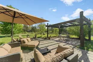 319 New Amwell Rd, Hillsborough Township, NJ 08844 - Photo 32