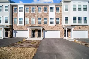 26 Colgate Dr, Morris Township, NJ 07960 - Photo 2