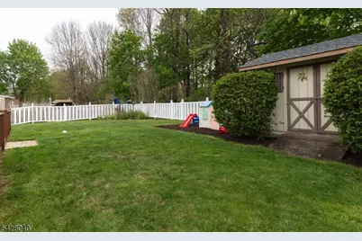 27 E Shore Trl, Hardyston Township, NJ 07460 - Photo 26
