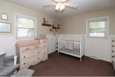 27 E Shore Trl, Hardyston Township, NJ 07460 - Photo 12