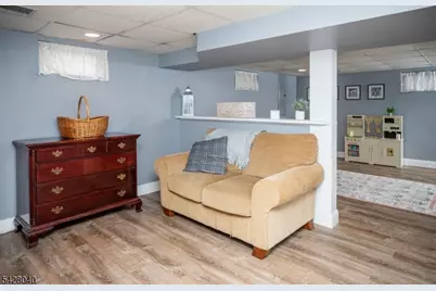 27 E Shore Trl, Hardyston Township, NJ 07460 - Photo 18
