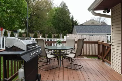 27 E Shore Trl, Hardyston Township, NJ 07460 - Photo 24