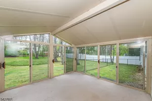 16 E Circuit Dr, Roxbury Township, NJ 07876 - Photo 14