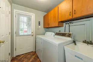 16 E Circuit Dr, Roxbury Township, NJ 07876 - Photo 30