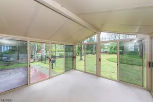 16 E Circuit Dr, Roxbury Township, NJ 07876 - Photo 16