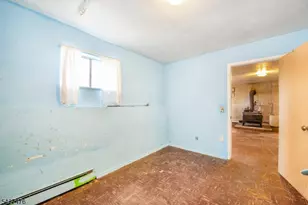 32 Madison Dr, Ogdensburg, NJ 07439 - Photo 16