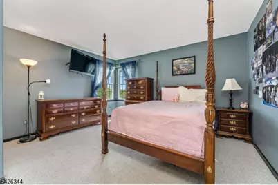 22 Patrick Henry Pl, Raritan Township, NJ 08551 - Photo 26