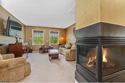 22 Patrick Henry Pl, Raritan Township, NJ 08551 - Photo 20