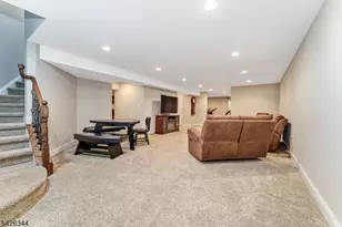 22 Patrick Henry Pl, Raritan Township, NJ 08551 - Photo 32