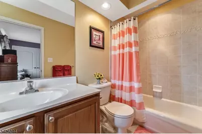 22 Patrick Henry Pl, Raritan Township, NJ 08551 - Photo 28