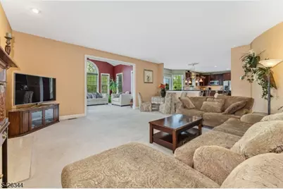 22 Patrick Henry Pl, Raritan Township, NJ 08551 - Photo 12