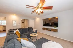 1092 Robin Rd, Hillsborough Township, NJ 08844 - Photo 6