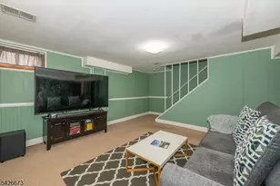 1092 Robin Rd, Hillsborough Township, NJ 08844 - Photo 34