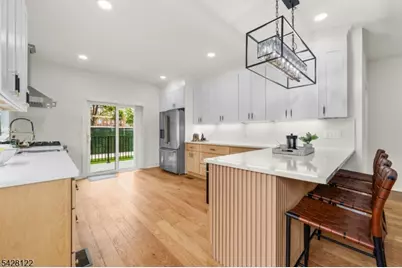 10 Marilyn Pl, Clifton, NJ 07011 - Photo 14