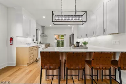 10 Marilyn Pl, Clifton, NJ 07011 - Photo 12