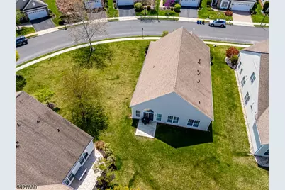 281 Longwood Ln, Franklin Township, NJ 08873 - Photo 36