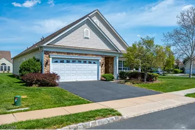 281 Longwood Ln, Franklin Township, NJ 08873 - Photo 2