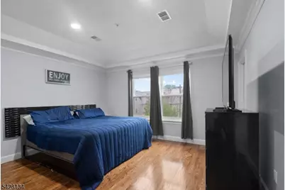 267 S 10th St, Newark, NJ 07103 - Photo 10