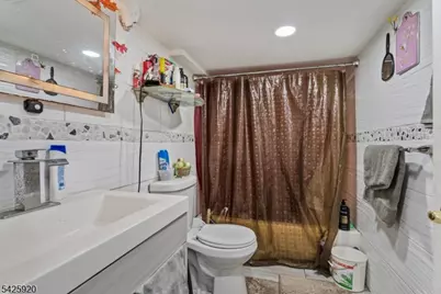 11 Tichenor Ter, Irvington, NJ 07111 - Photo 34