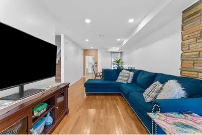 37 Emmet St, Newark, NJ 07114 - Photo 10