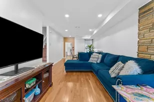 37 Emmet St, Newark, NJ 07114 - Photo 10