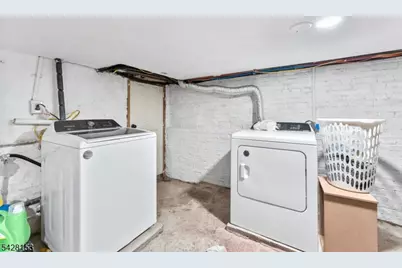 37 Emmet St, Newark, NJ 07114 - Photo 16