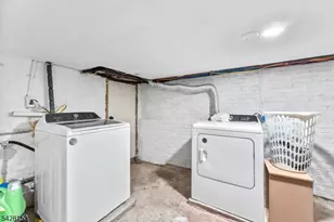 37 Emmet St, Newark, NJ 07114 - Photo 16