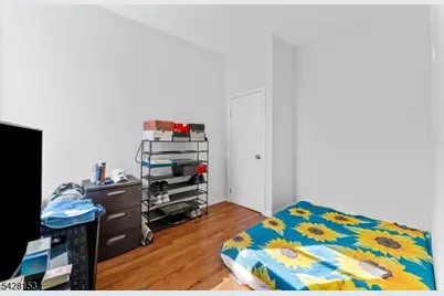 37 Emmet St, Newark, NJ 07114 - Photo 4