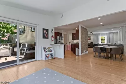 7 Rutgers St, West Orange Township, NJ 07052 - Photo 6