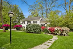 23 Club Dr, Summit, NJ 07901 - Photo 2