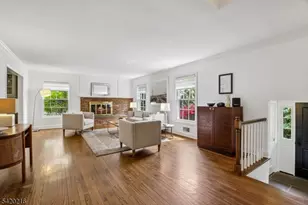 23 Club Dr, Summit, NJ 07901 - Photo 6