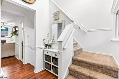 120 Long Acre Ct, Hillsborough Township, NJ 08844 - Photo 2