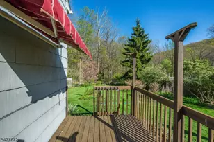 57 Lounsberry Hollow Rd, Vernon, NJ 07461 - Photo 34