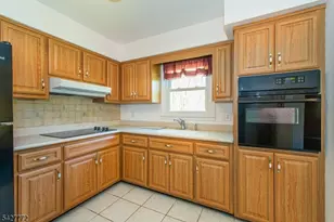 57 Lounsberry Hollow Rd, Vernon, NJ 07461 - Photo 8