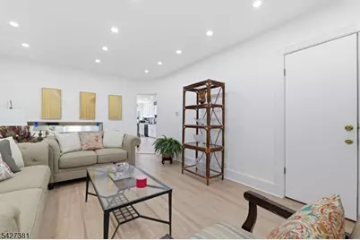 813 20th St, Union City, NJ 07087 - Photo 6